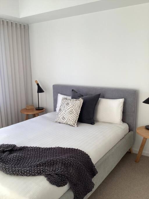 In The Heart Of Port Melbourne Apartment Екстериор снимка