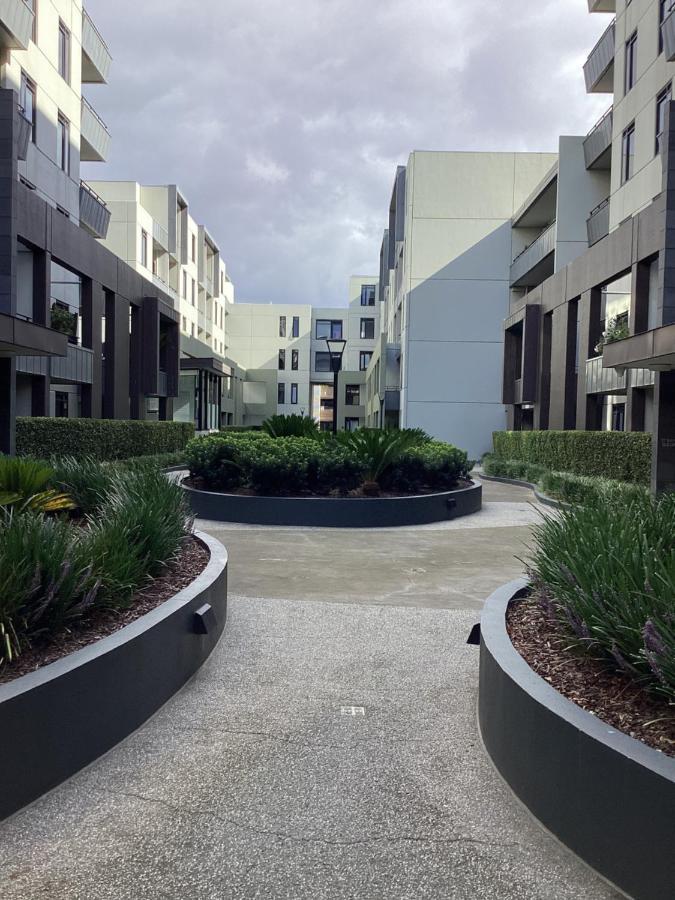 In The Heart Of Port Melbourne Apartment Екстериор снимка